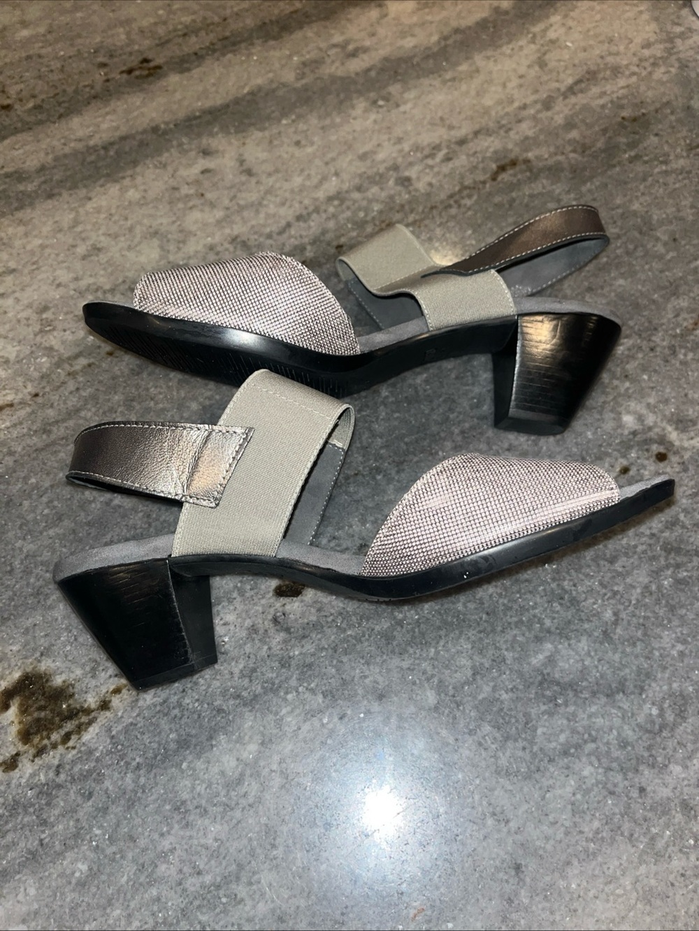 Munro Silver and Light Gray Slingback Block Heels